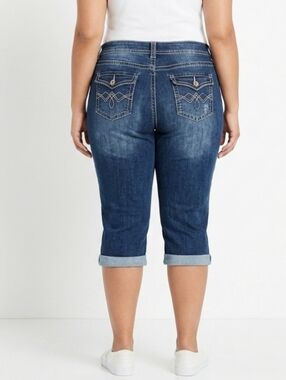 Penningtons Dark Blue Distressed Denim Capri  Cropped Jeans Sz 20